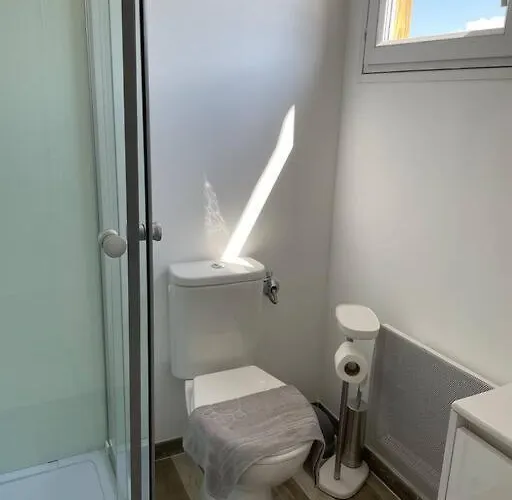 2 Personnes - Bouleries Jump - 24h Du Mans Chalet Yvré-lʼÉvêque